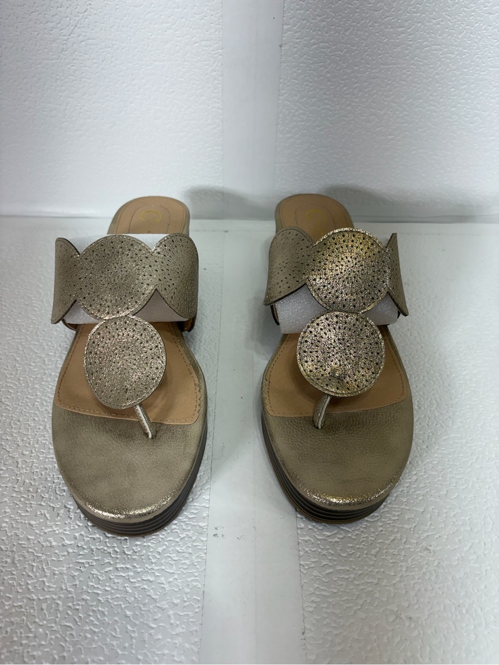 Cato Metallic Gold Scalloped Toe-Post Sandals s251